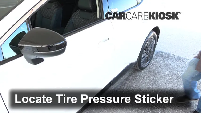 2025 Nissan Murano Platinum 2.0L 4 Cyl. Turbo Tires & Wheels Check Tire Pressure